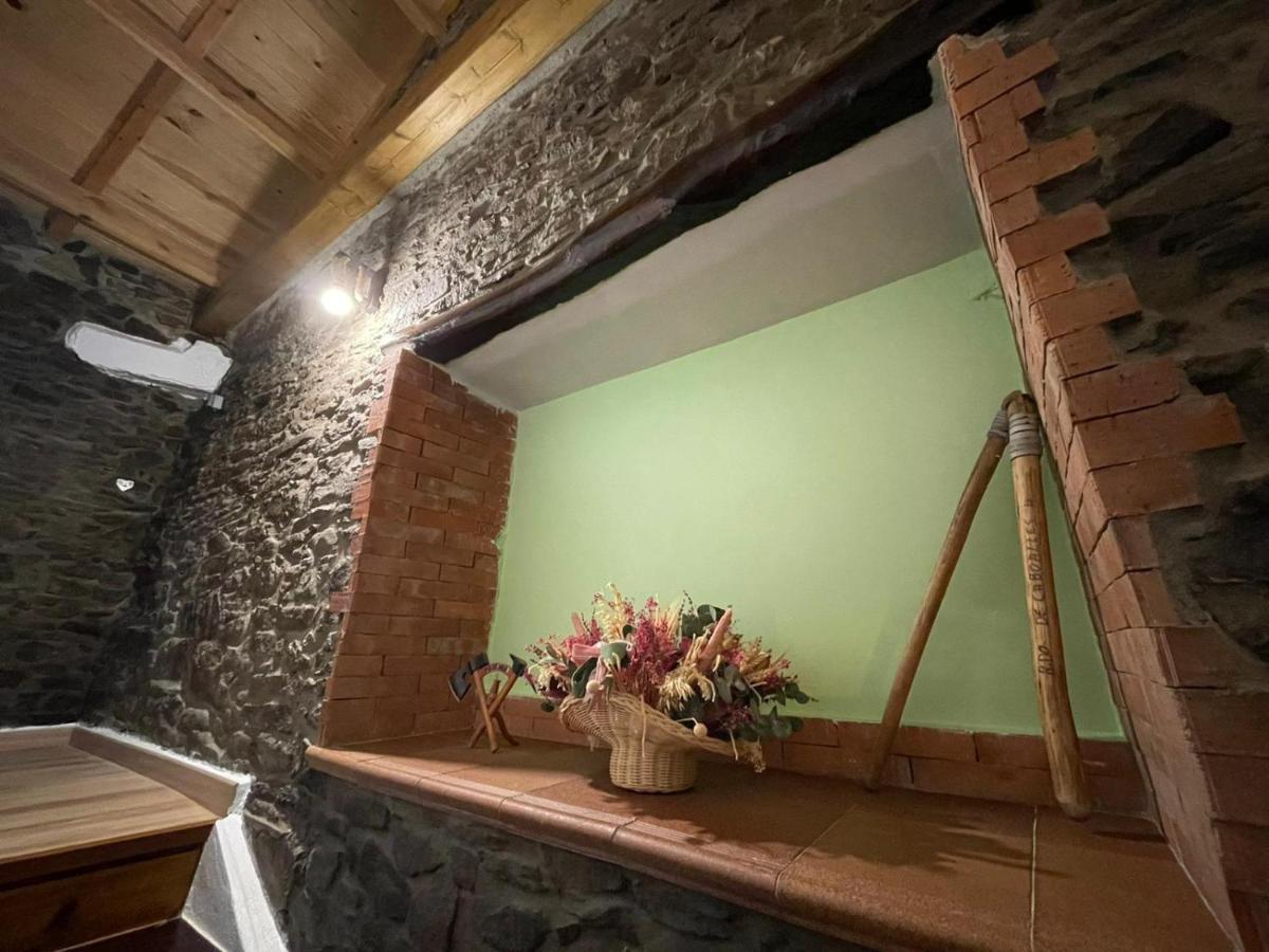 Casa Osu Pardo Vut Villa Caboalles de Abajo Buitenkant foto